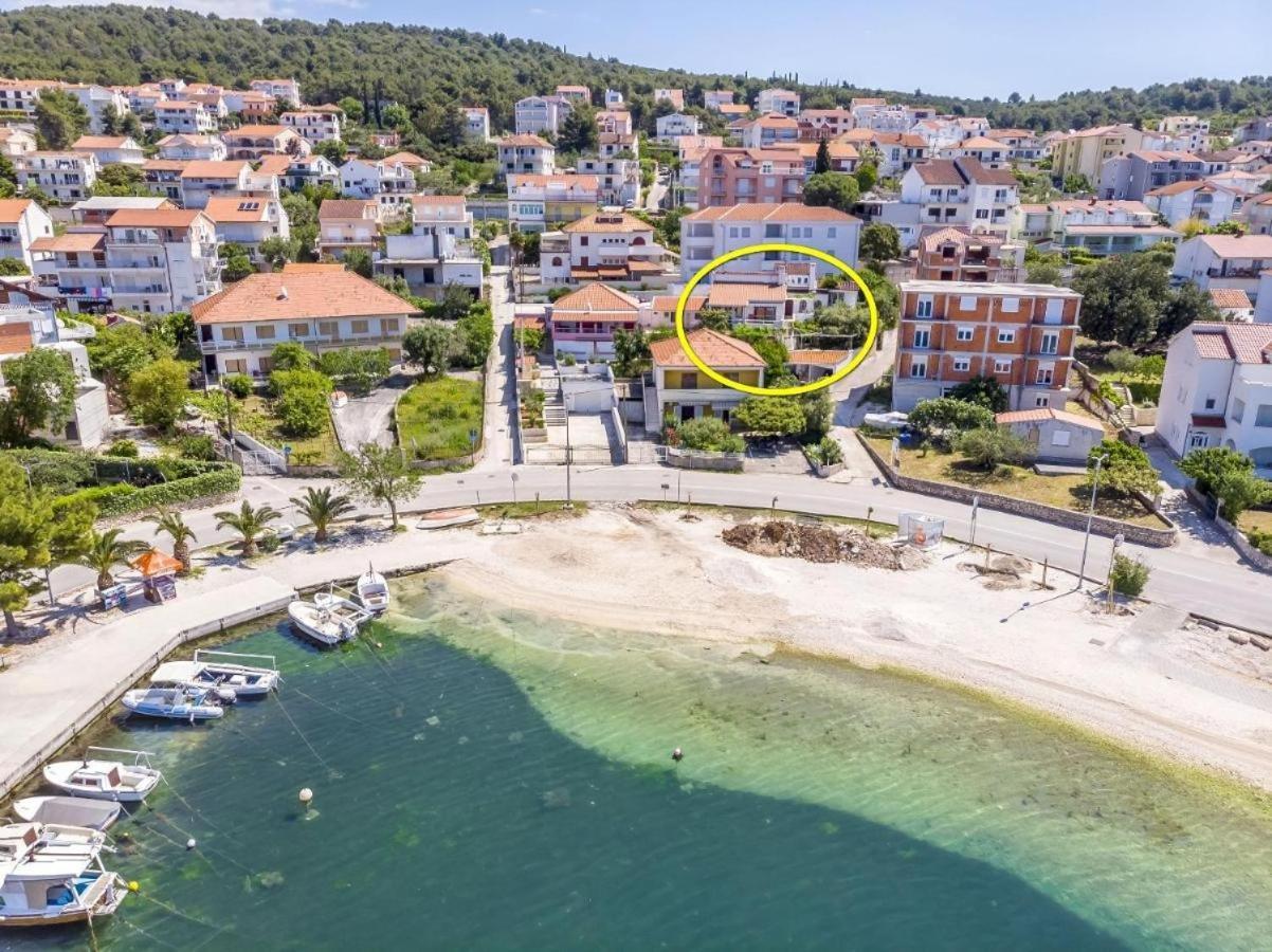 Apartments Doria - 20M From Beach 特罗吉尔 外观 照片